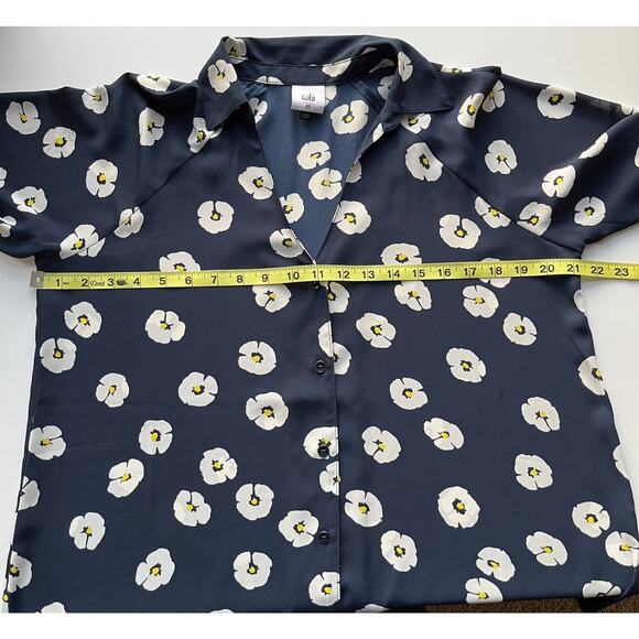 Cabi Go To Button Up Floral Blouse Navy Blue Womens XS #5705 Office Spring - Picture 9 of 10
